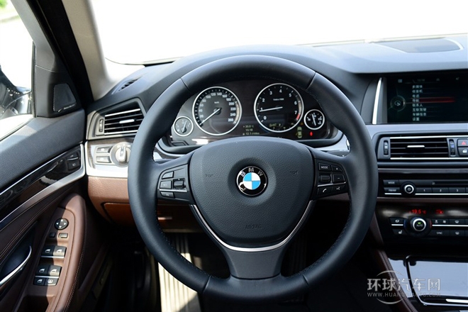 2014款 528Li xDrive豪華設(shè)計(jì)套裝