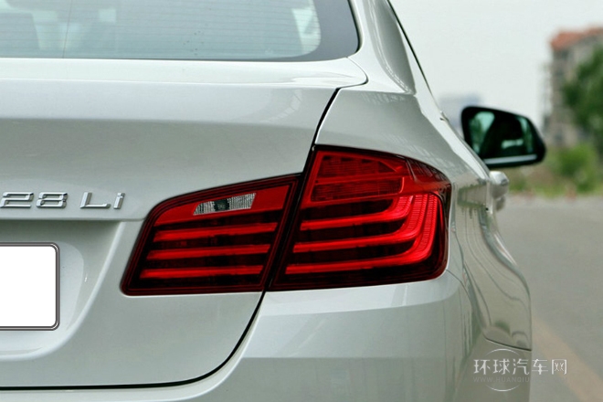 2014款 528Li xDrive豪華設(shè)計(jì)套裝