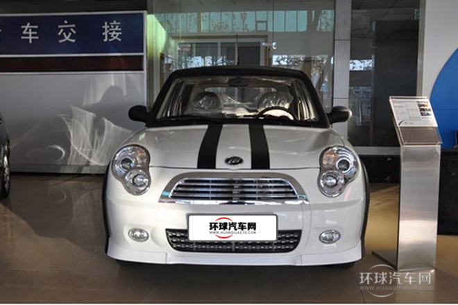 2012款 冠軍版 1.3L CVT標(biāo)準(zhǔn)型