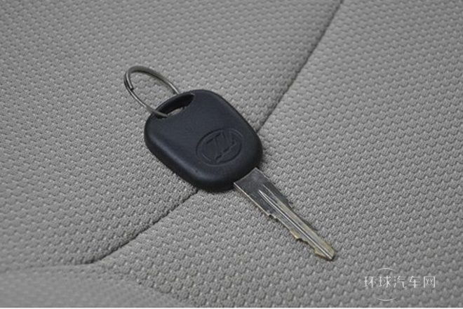 2012款 冠軍版 1.3L CVT尊貴型