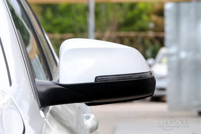 2014款 528Li xDrive領(lǐng)先型