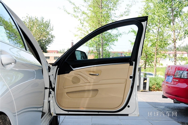 2014款 528Li 領先型