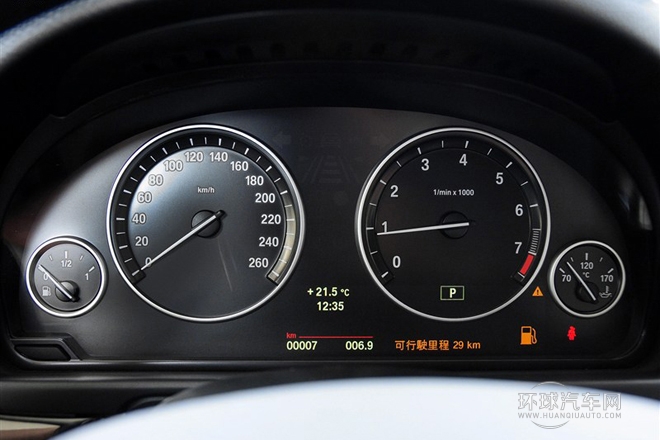 2014款 528Li 領(lǐng)先型