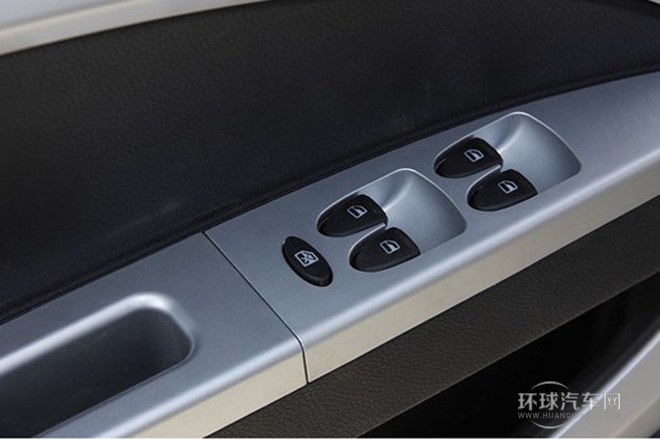 2014款 1.3L CVT標準型