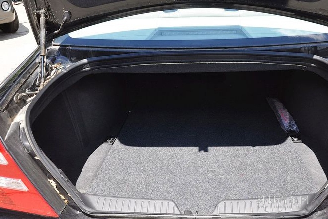 2012款 1.8L 手動商務(wù)版