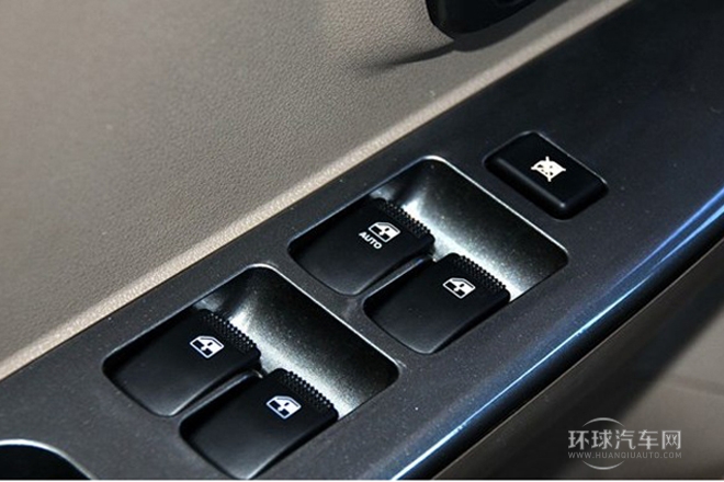 2010款 1.2L 標準型