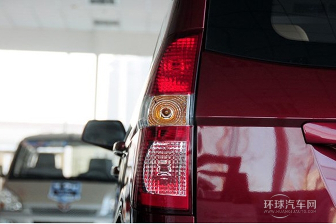 2010款 1.2L 標(biāo)準(zhǔn)型