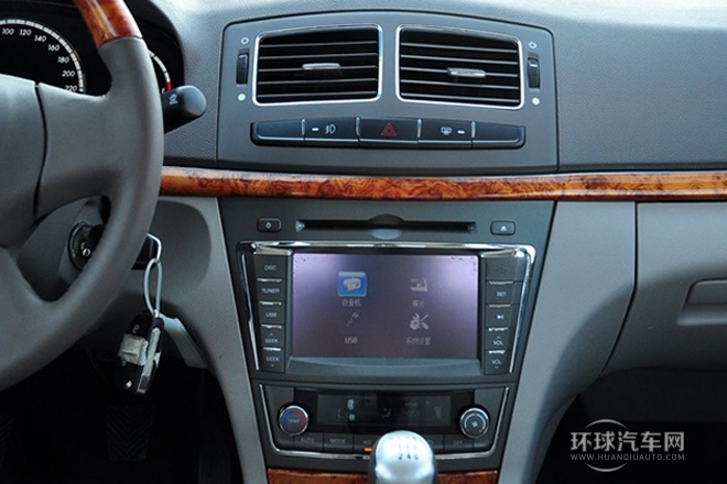 2012款 2.0L 手動豪華型