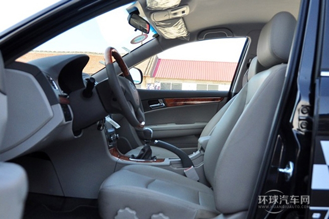 2012款 2.0L 手動豪華型
