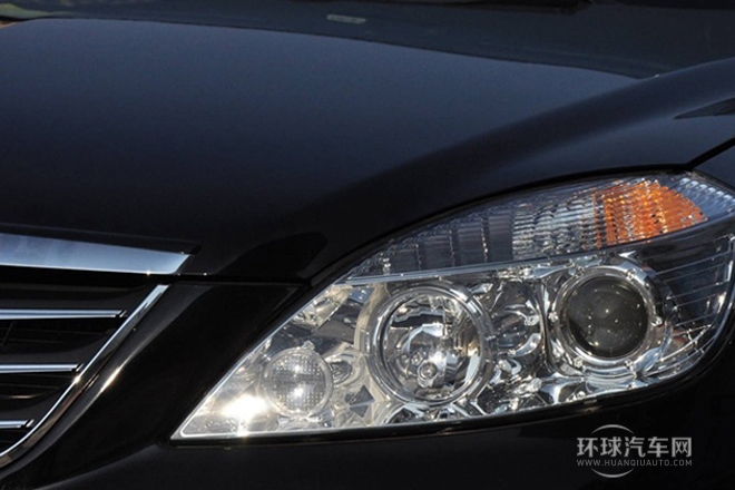 2012款 2.0L 手動尊貴型