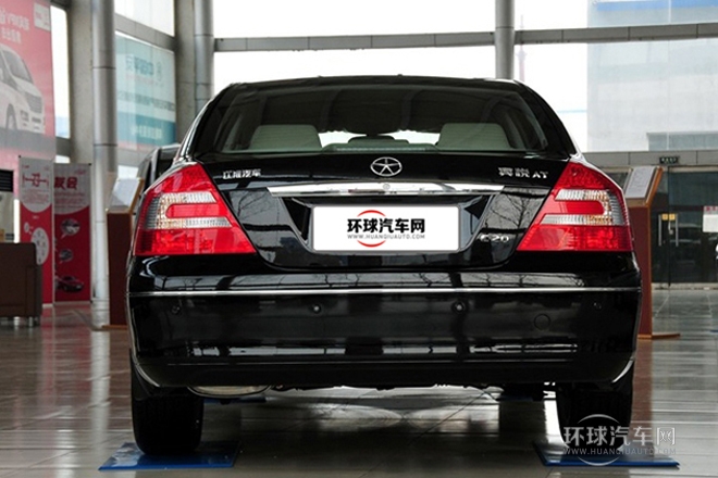 2012款 2.0L 自動豪華型