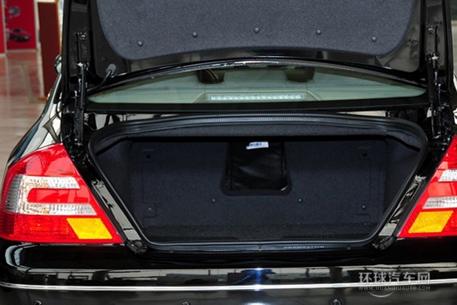 2012款 2.0L 自動豪華型