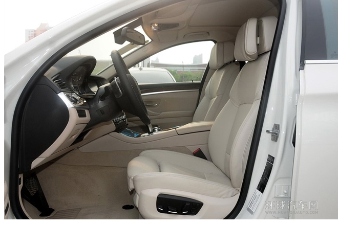 2014款 535Li 行政型 風(fēng)尚設(shè)計(jì)套裝