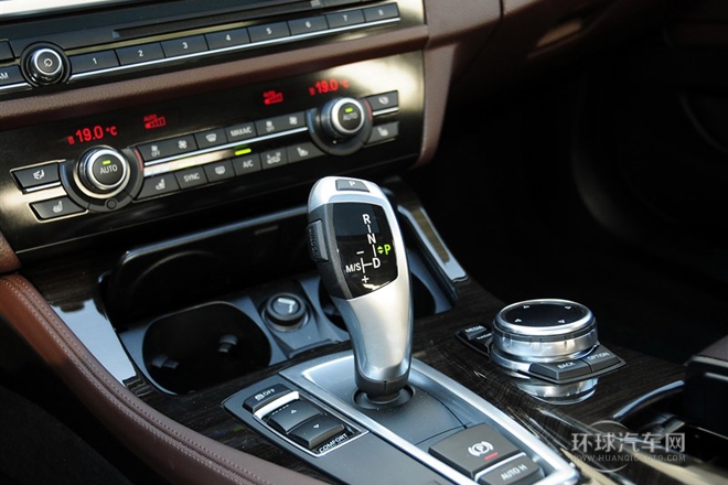 2014款 535Li 豪華設(shè)計(jì)套裝