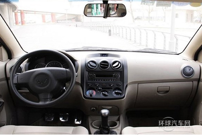 2010款 1.4L 豪華型