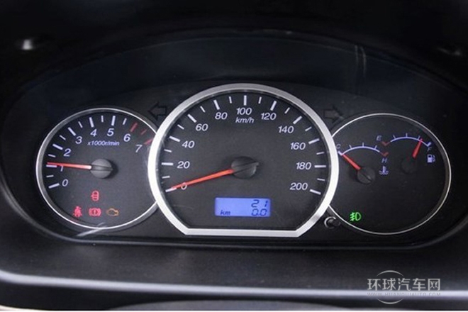 2010款 1.4L 豪華型