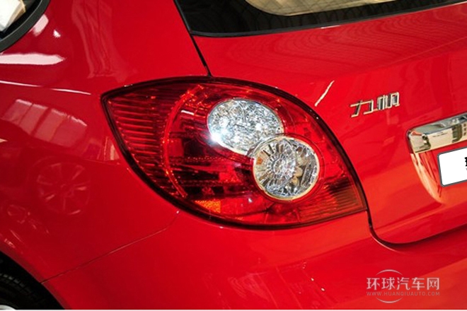 2012款 520i悅行版 1.3L 實用型