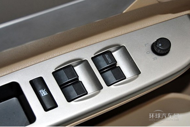 2012款 520i悅行版 1.3L 舒適型