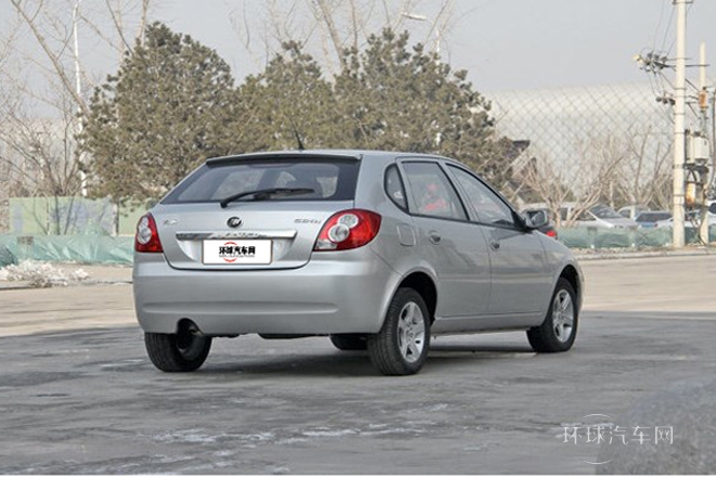 2011款 520i 1.3L 舒適型