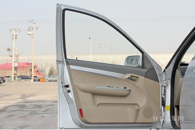 2011款 520領航版 1.3L 基本型