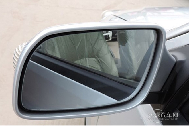 2011款 520領(lǐng)航版 1.3L 基本型