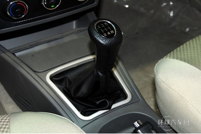 2011款 520領(lǐng)航版 1.3L 實(shí)用型