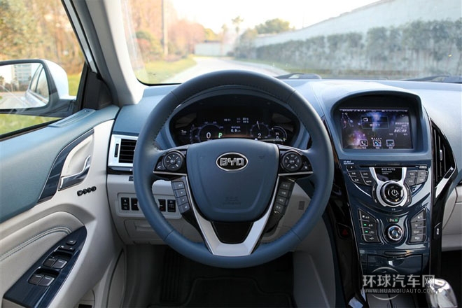 2014款 1.5T 旗艦型