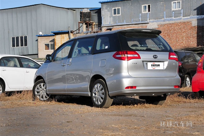 2013款 2.0L 手動舒適型