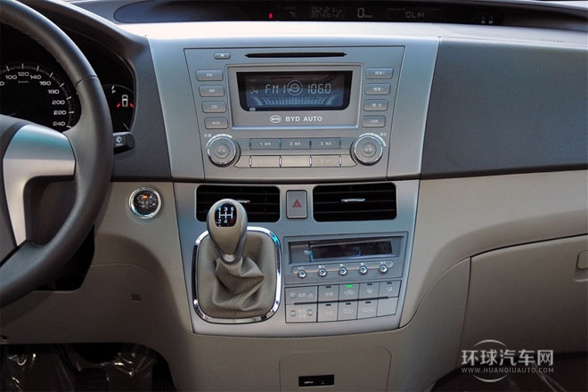 2013款 2.0L 手動(dòng)舒適型