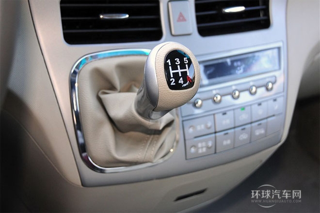 2013款 2.0L 手動(dòng)舒適型