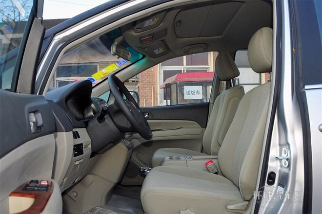 2013款 2.0L 手動(dòng)舒適型