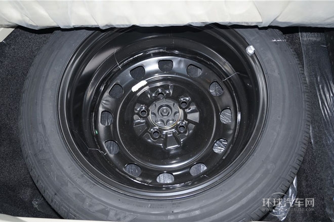 2013款 2.4L 手動舒適型