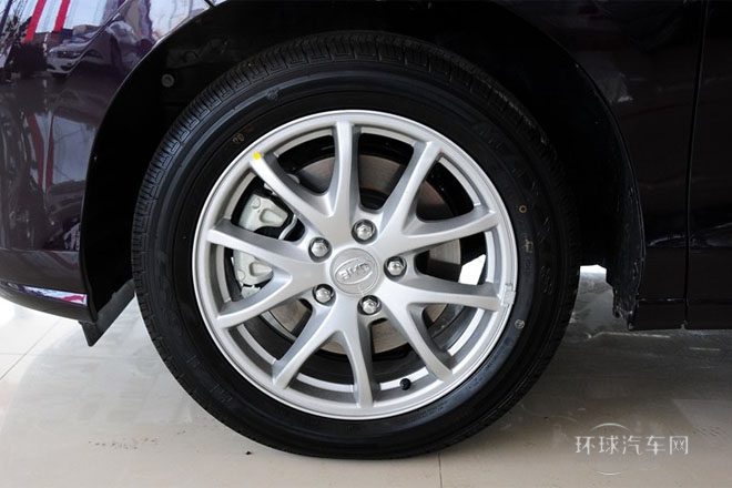 2013款 2.4L 手動(dòng)豪華型