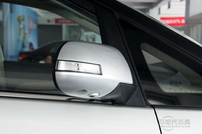 2013款 2.4L 手動尊貴型