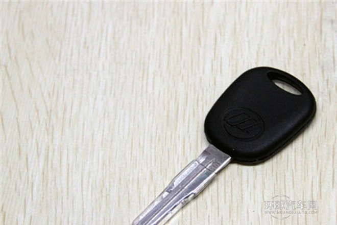 2011款 1.0L豪華型LF465Q5