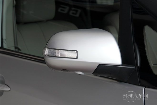 2013款 2.4L 自動尊貴型