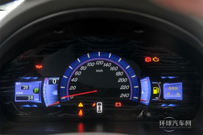 2013款 2.4L 自動(dòng)尊貴型