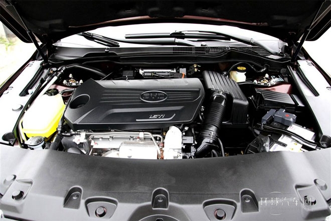 2013款 1.5TI 手動尊貴型