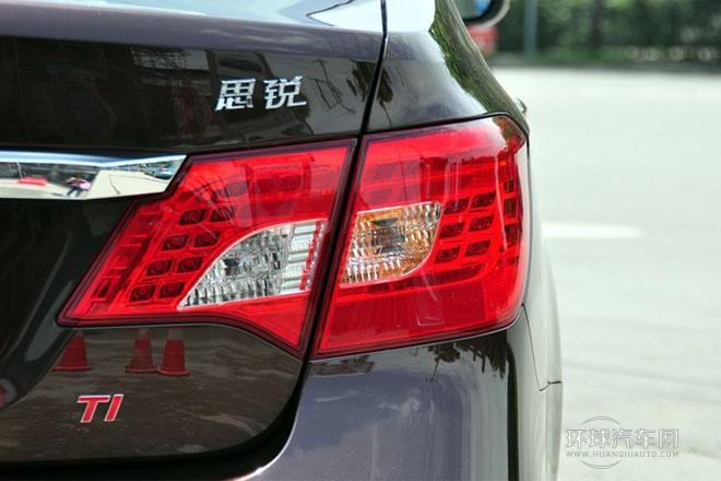 2013款 1.5TI 手動尊享型