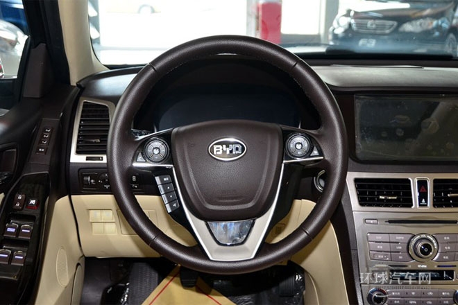 2013款 1.5TI 手動(dòng)尊享型