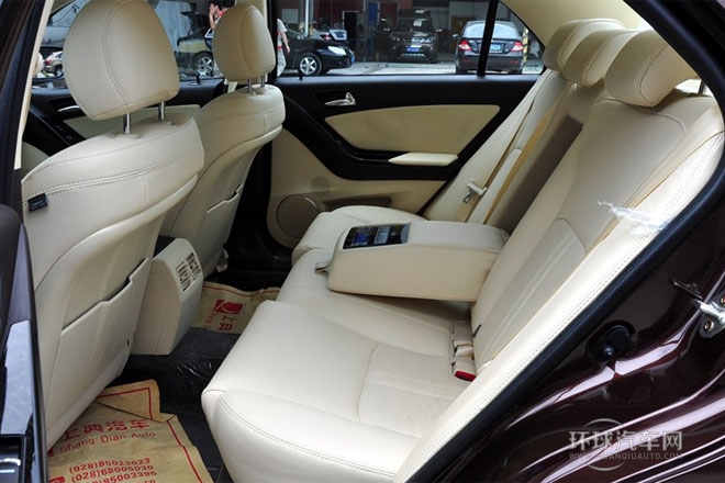 2013款 1.5TI 手動(dòng)尊享型