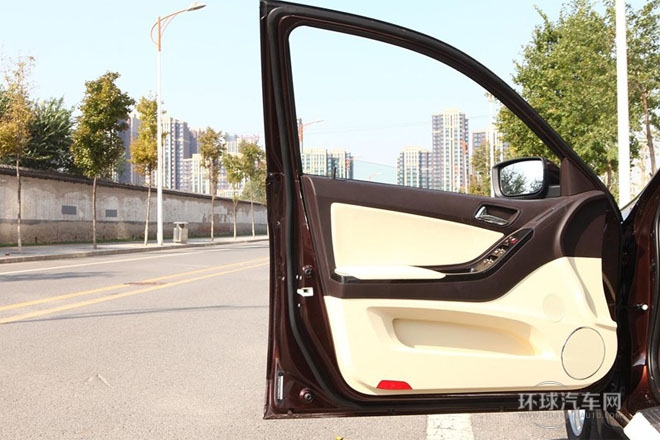 2013款 1.5TID 自動豪華型