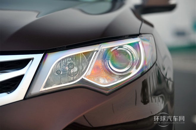 2013款 1.5TID 自動(dòng)尊貴型