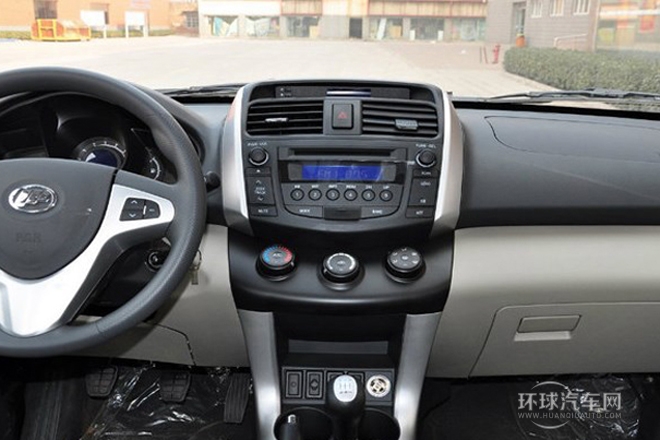 2012款 1.8L 標(biāo)準(zhǔn)型