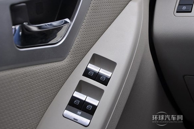 2012款 發現版 1.8L 舒適型