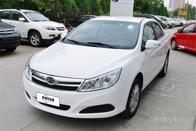 2014款 1.5L 手動舒適型