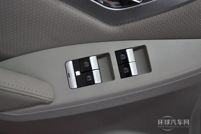 2012款 發(fā)現(xiàn)版 1.8L 豪華型