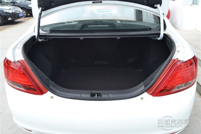 2014款 1.5L 手動舒適型