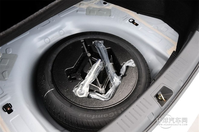 2014款 1.5L 手動(dòng)豪華型