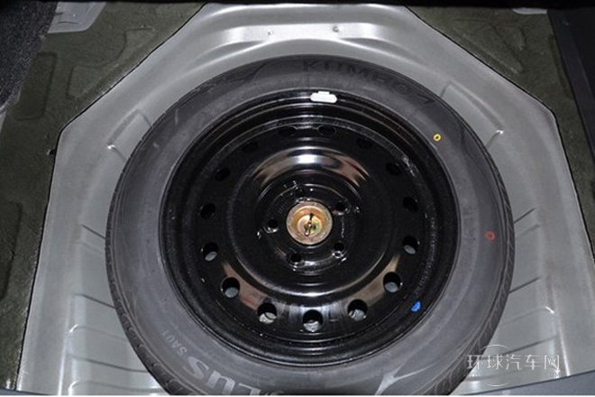 2014款 越級版 1.5L 標準型